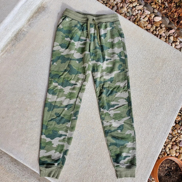 Old Navy Women's Green Camo Joggers Size Small Tall - Picture 2 of 15